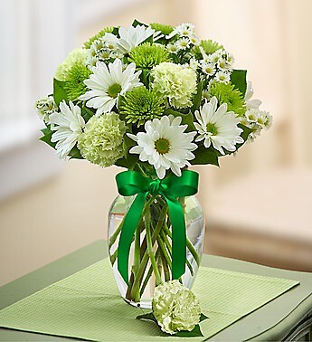 It&#039;s Your Lucky Day Bouquet with Boutonniere