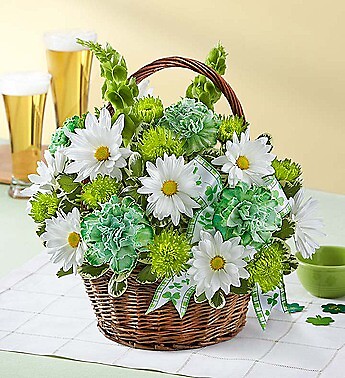 St. Patrick&#039;s Day Flower Basket