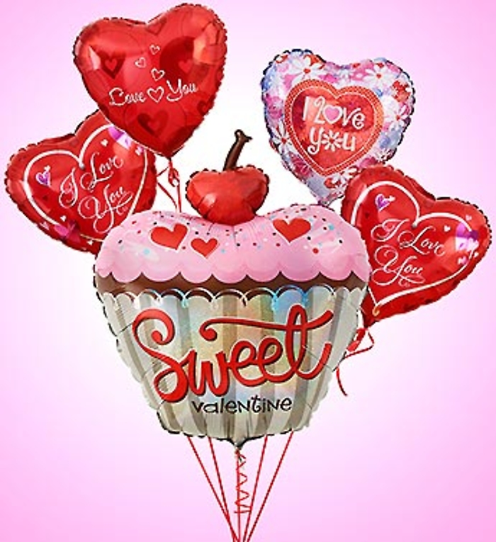 Sweet Valentine Cupcake Bouquet Bunch