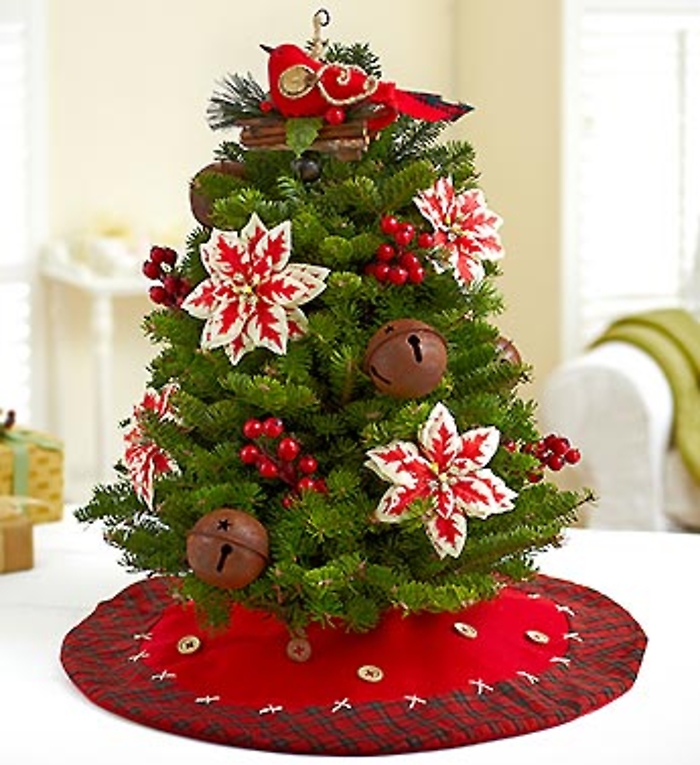 Holiday Lodge Christmas Tree