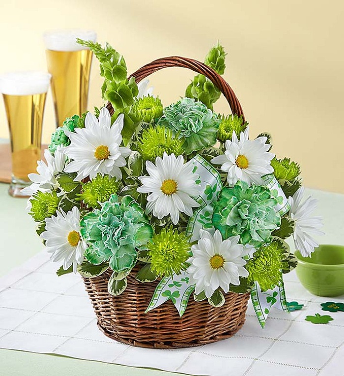 St. Patrick\'s Day Flower Basket